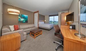 Posezení v ubytování Hyatt Place Eugene/Oakway Center