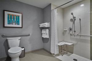 Koupelna v ubytování Hyatt Place Eugene/Oakway Center