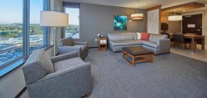 Posezení v ubytování Hyatt Place Eugene/Oakway Center