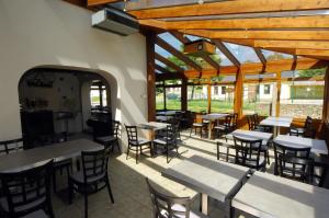 Restaurace v ubytování Hotel Aux Beaux Rivages En Gaume