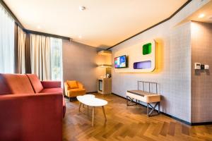 A seating area at Eurostars Sofia City