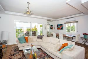 Ein Sitzbereich in der Unterkunft Luxury Apartments with private swimming pool