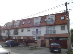 ハイドゥソボスローにあるPillangó Apartmanのギャラリーの写真