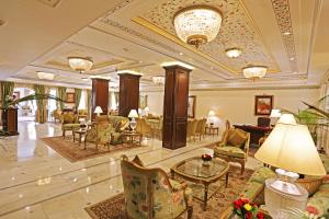 Taj Fateh Prakash Palace Udaipur的休息区