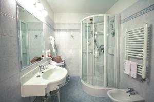 Koupelna v ubytování Hotel Alpi
