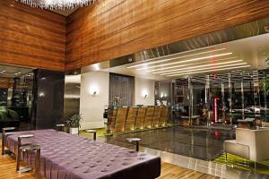 Posezení v ubytování Warwick Stone 55 Hotel Beirut