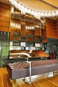 Posezení v ubytování Warwick Stone 55 Hotel Beirut