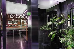 Certifikát, hodnocení, plakát nebo jiný dokument vystavený v ubytování Warwick Stone 55 Hotel Beirut