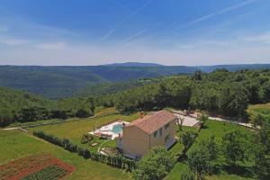 an aerial view of a house in a field at Villa D'Arsa in Gorica