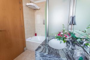 Koupelna v ubytování Hotel Bardo Recoletos Coco