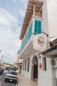 Bangunan di mana terletaknya hotel