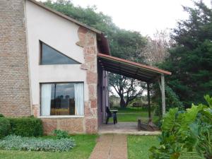 Casa con ventana y patio en Cabañas Tierra Linda en Concepción del Uruguay