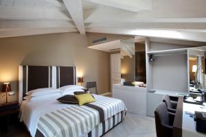 מיטה או מיטות בחדר ב-Fuori Porta House