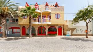 Gallery image of Holiday ApartHotel in Santa Maria