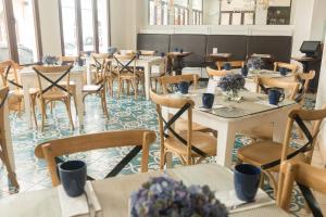 Un restaurante u otro lugar para comer en Hotel Presidente Las Tablas