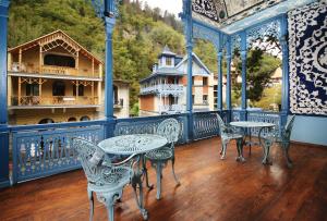 Balkón nebo terasa v ubytování Golden Tulip Borjomi