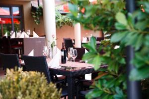 Restauracja lub miejsce do jedzenia w obiekcie Hotel Salzburg