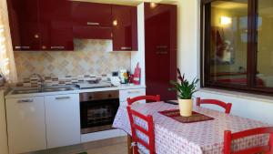 Villino del soleにあるキッチンまたは簡易キッチン
