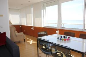 Posedenie v ubytovaní Apartamento Playamar 16