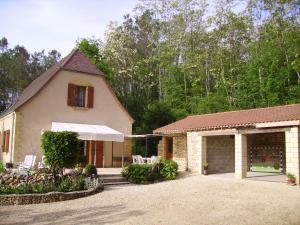 Budova, kde se prázdninový dům nachází