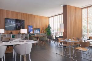 TV a/nebo společenská místnost v ubytování Melia Palma Bay