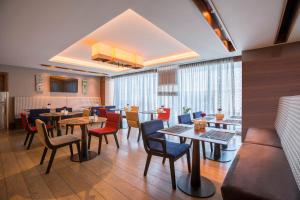 Posezení v ubytování Golden Tulip Istanbul Bayrampasa