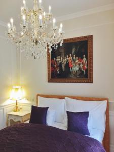 Imperium Residence - Experience the most Luxurious Apartment in Vienna Centerにあるベッド