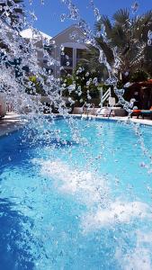Piscina di Silver Palms Inn o nelle vicinanze