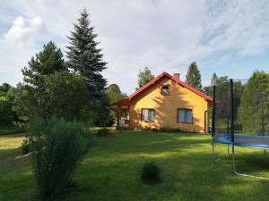 Herní místnost nebo prostor pro děti v ubytování Łabudówka