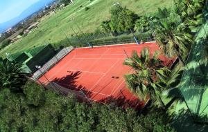 Tenis a/nebo squash v ubytování Hotel Don Miguel Playa nebo okolí
