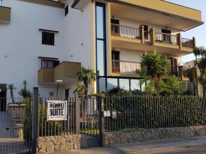 Το κτήριο όπου στεγάζεται  το bed & breakfast