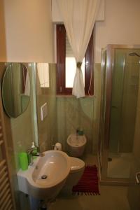 A bathroom at Un Posto Al Sole