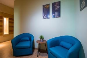 Prostor za sedenje u objektu Finess Basic Hotel