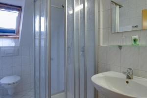 Koupelna v ubytování Central Hotel Friedrichshafen