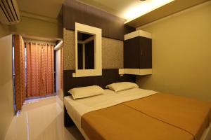 Gallery image of Hotel Sham Suman, Kolhapur- Opposite To Mahalaxmi Temple in Kolhapur