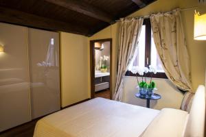 Gallery image of B&B Charme Celestino V° in LʼAquila