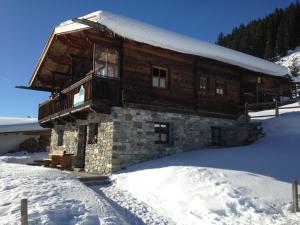 Steigerhütte v zimě