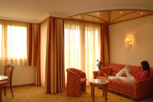 Istumisnurk majutusasutuses Hotel Neuwirt