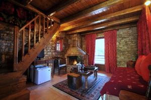Posezení v ubytování Georgio's V Chalet Kalavrita