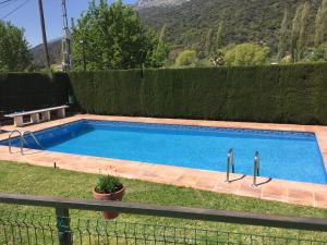 Bazén v ubytování Casas San Cristóbal by CasaTuristica nebo v jeho okolí