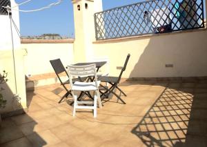 A balcony or terrace at Il Nido 1