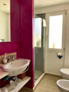 A bathroom at Boutique Art Villa Maria