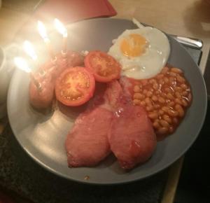 Food at or somewhere near the bed & breakfast 