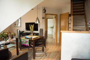 Posezení v ubytování Komfortable Apartments in der Villa Eule