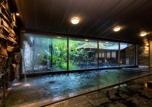 Piscina di Kinosaki Onsen Nishimuraya Hotel Shogetsutei o nelle vicinanze