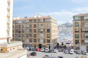 Galeriebild der Unterkunft Appartement Vue sur le Vieux Port in Marseille