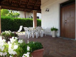 A garden outside Villa Sofia
