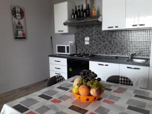 A kitchen or kitchenette at Villa Sofia