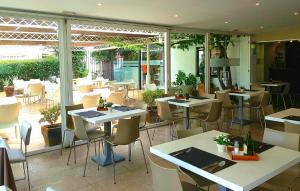 Restaurace v ubytování Campomar Playa