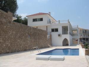 Πισίνα στο ή κοντά στο Villa Elleysi, Bellapais +22 φωτογραφίες